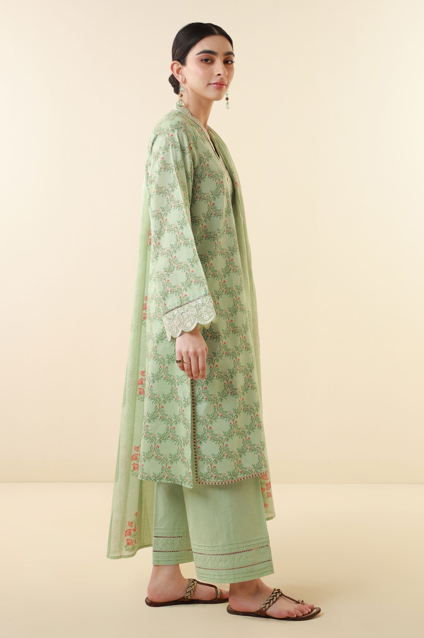 Zeen | Summer Collection 24 | 34217 - Khanumjan  Pakistani Clothes and Designer Dresses in UK, USA 