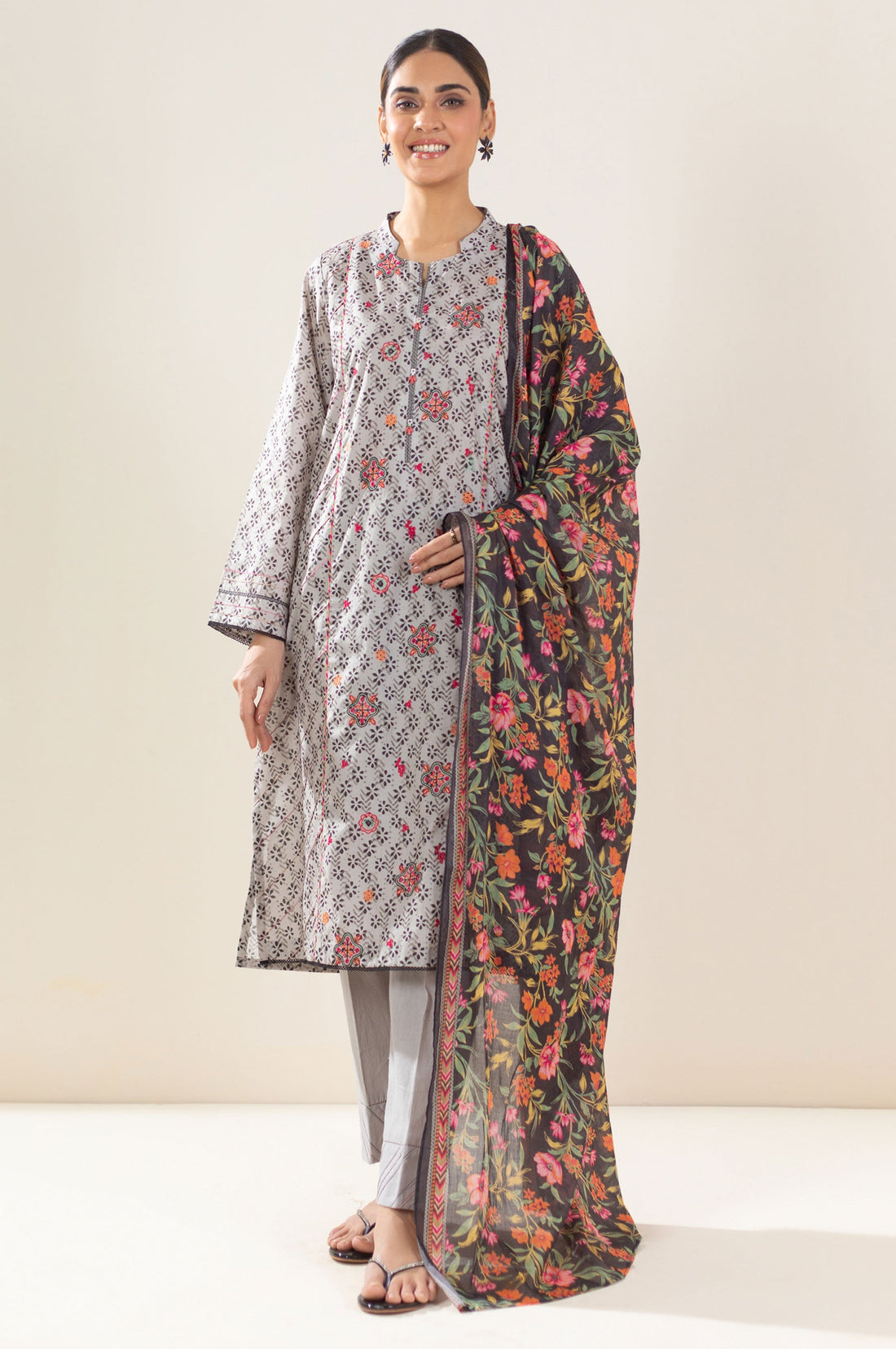 Zeen | Summer Collection 24 | 34218 - Khanumjan  Pakistani Clothes and Designer Dresses in UK, USA 