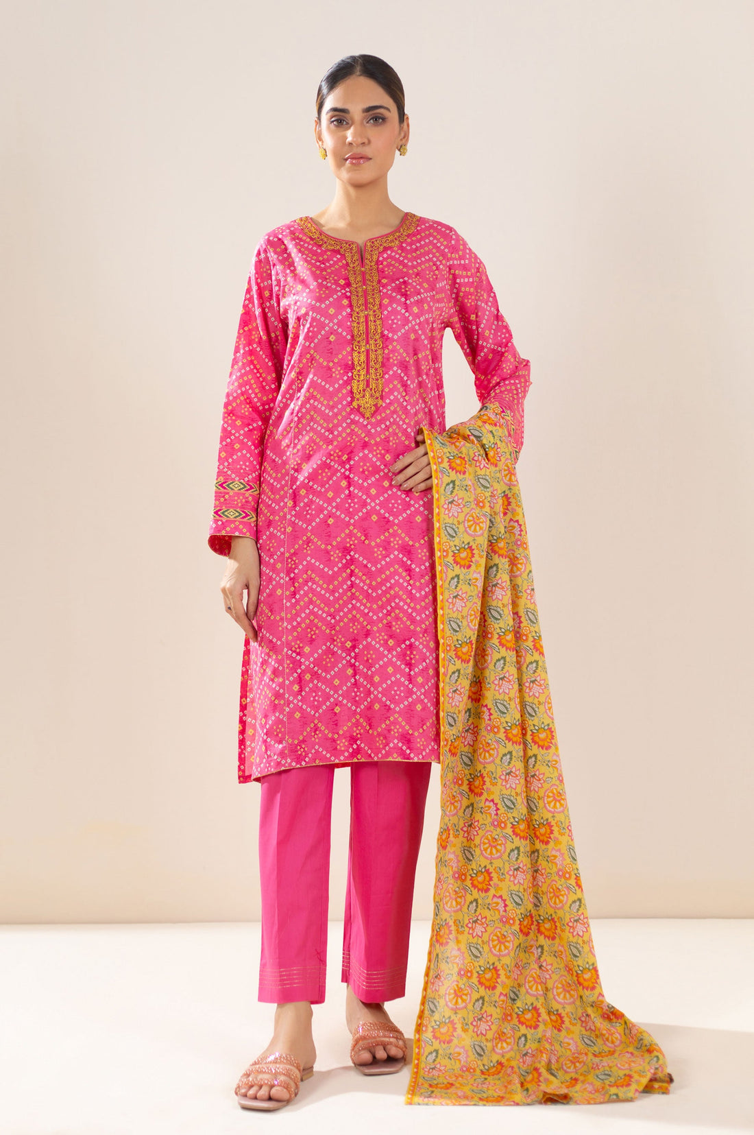 Zeen | Summer Collection 24 | 34219 - Khanumjan  Pakistani Clothes and Designer Dresses in UK, USA 