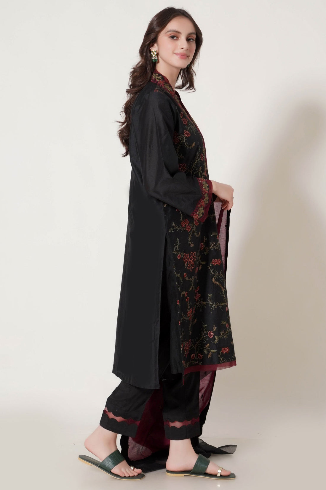 Zeen | Summer Collection 24 | 33301 - Khanumjan  Pakistani Clothes and Designer Dresses in UK, USA 