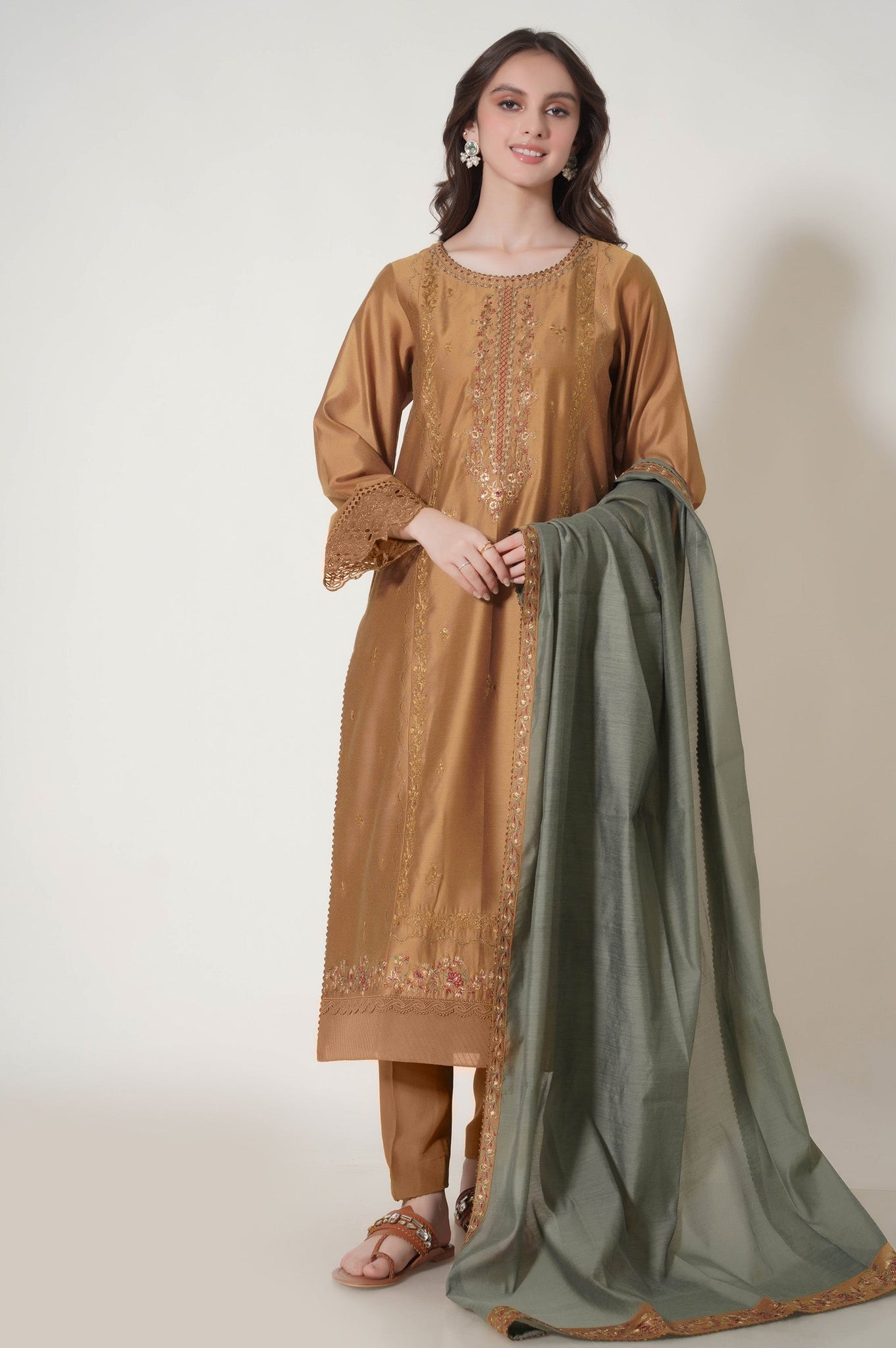 Zeen | Summer Collection 24 | 33302 - Khanumjan  Pakistani Clothes and Designer Dresses in UK, USA 